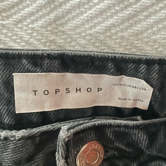 Topshop distressed jean shorts - Picture 3 of 6